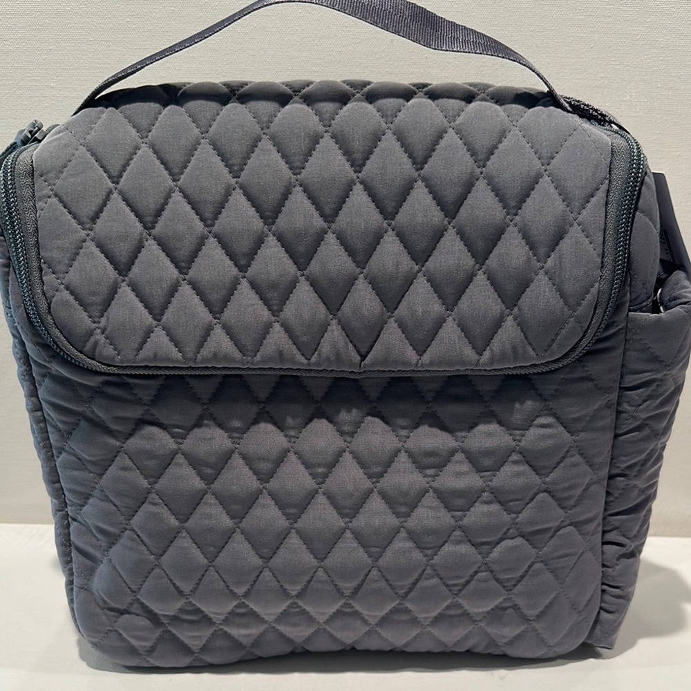 NWT Vera Bradley Lunch Crossbody Gray Quilted Bag w/bottle holder on the side.